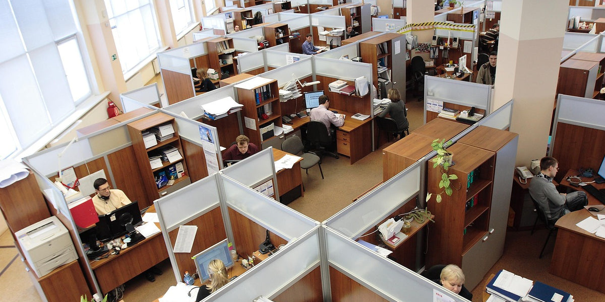 10 Tips for Organizing Your Desk, Office or Cubicle at Work